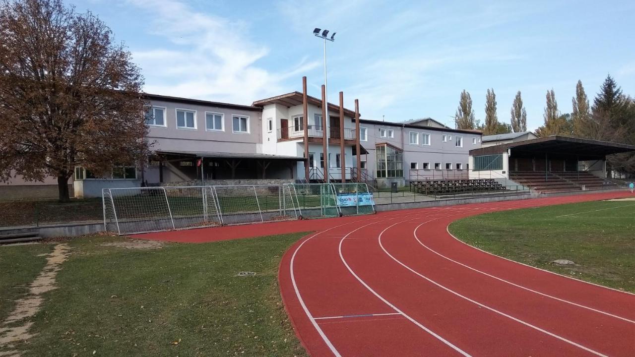 Penzion Athena - Sportovni Areal Nova Vcelnice Zewnętrze zdjęcie
